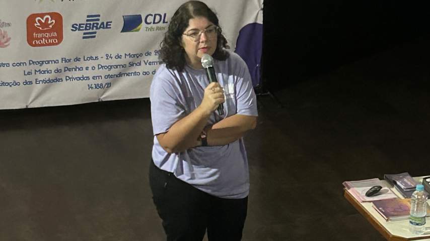 Palestra com Dra. Ellen e equipe Flor de Lótus no Cineshow